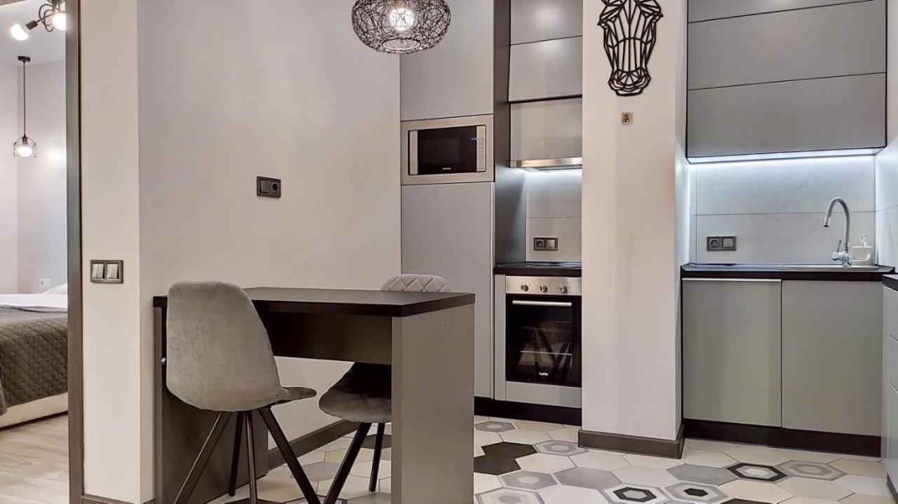 Petrovdom 52,67,205,213 In Smart Apartments In New York Concept House Kiev Exterior foto