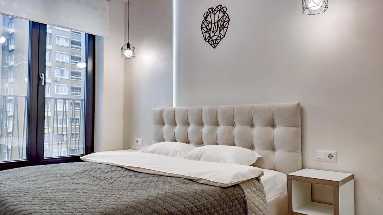 Petrovdom 52,67,205,213 In Smart Apartments In New York Concept House Kiev Exterior foto